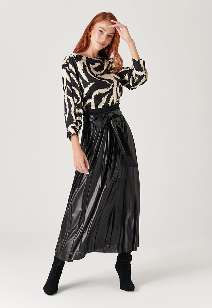 Pleated Faux Leather Skirt – ZAY - Main Image
