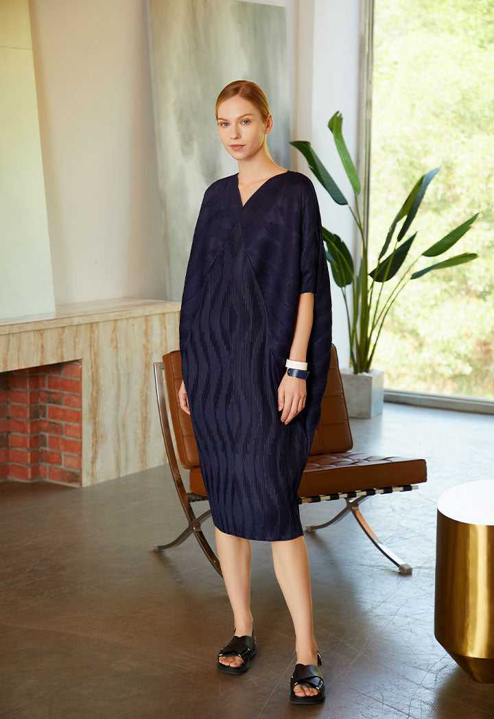 Egg Shape Electric Pleated Dress – ZAY