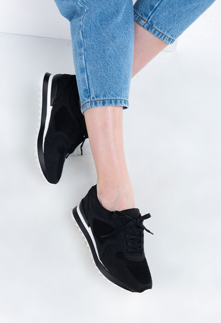 Light Trail Sole Mesh Top Sneaker