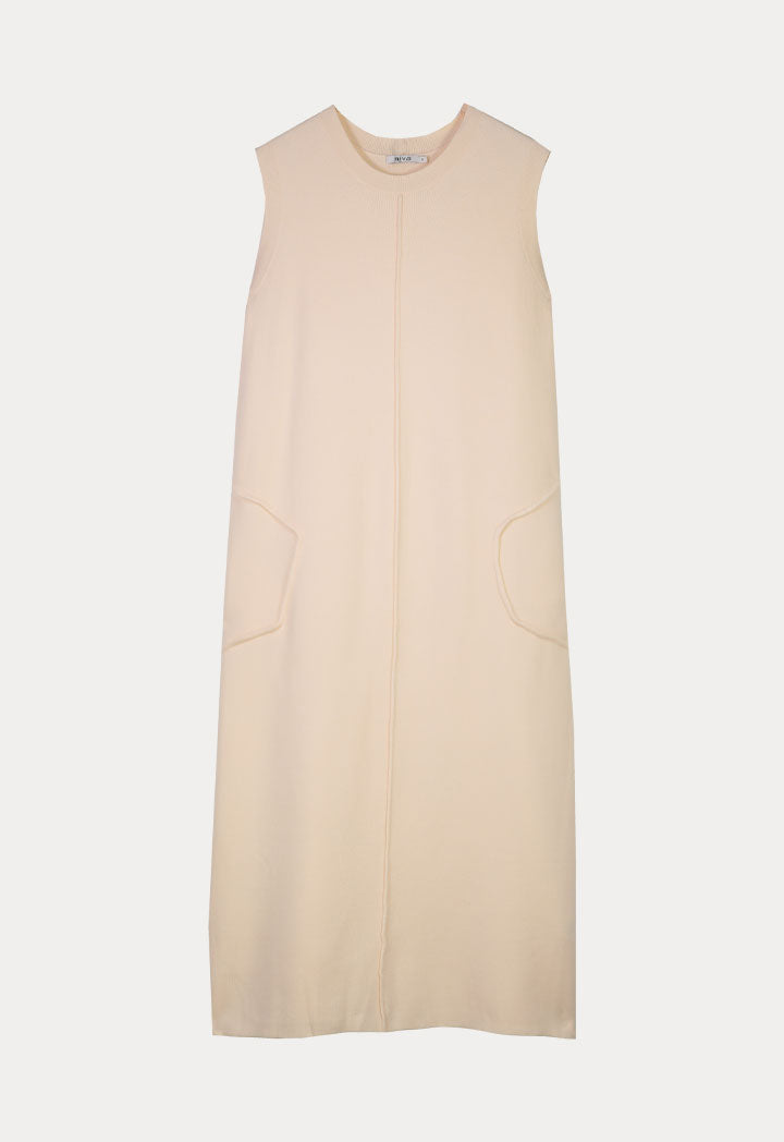 Crew Neck Pin Tucked Solid Knitted Dress