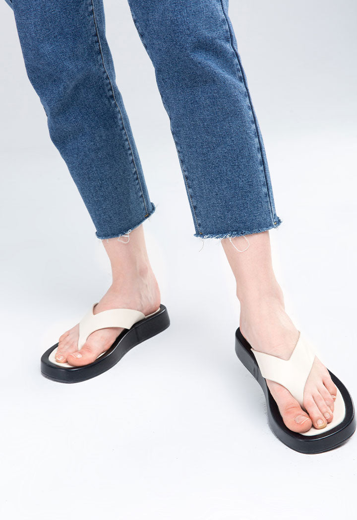 Wide Toe Flip Flop Sandals