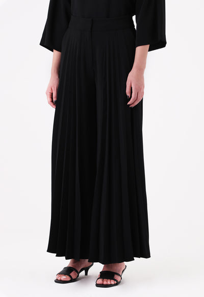 Front Pleated Wide Leg Trouser