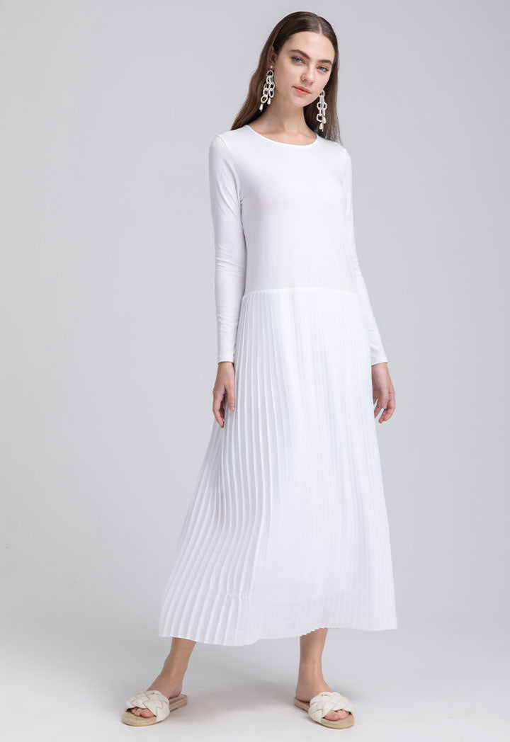 Even Pleated Long Dress