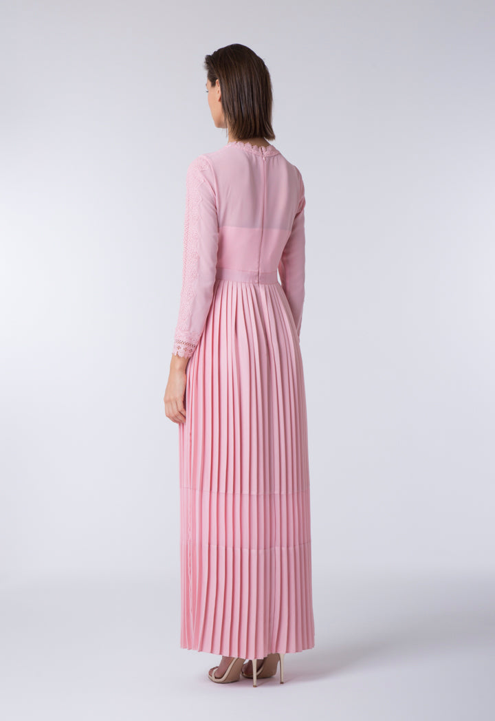 Lace Trim Pleats Maxi Dress
