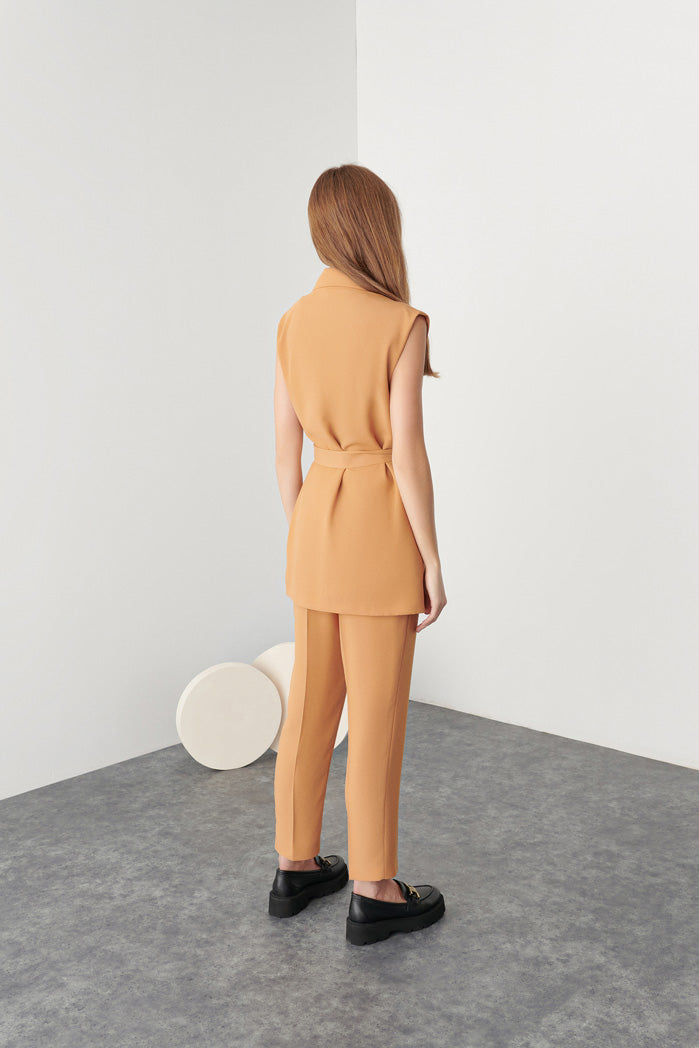 Solid Sleeveless Blazer