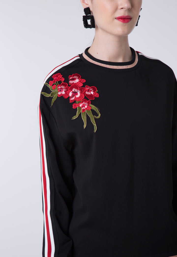 Floral Embroidered Tape Blouse