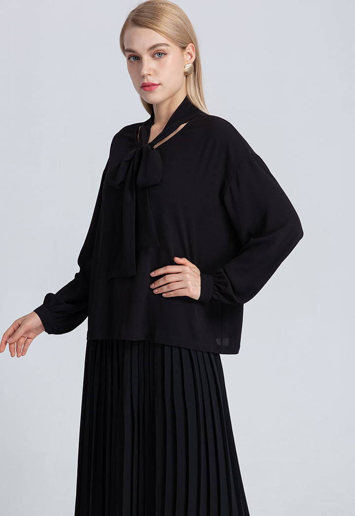 Crepe Blouse With Bow
